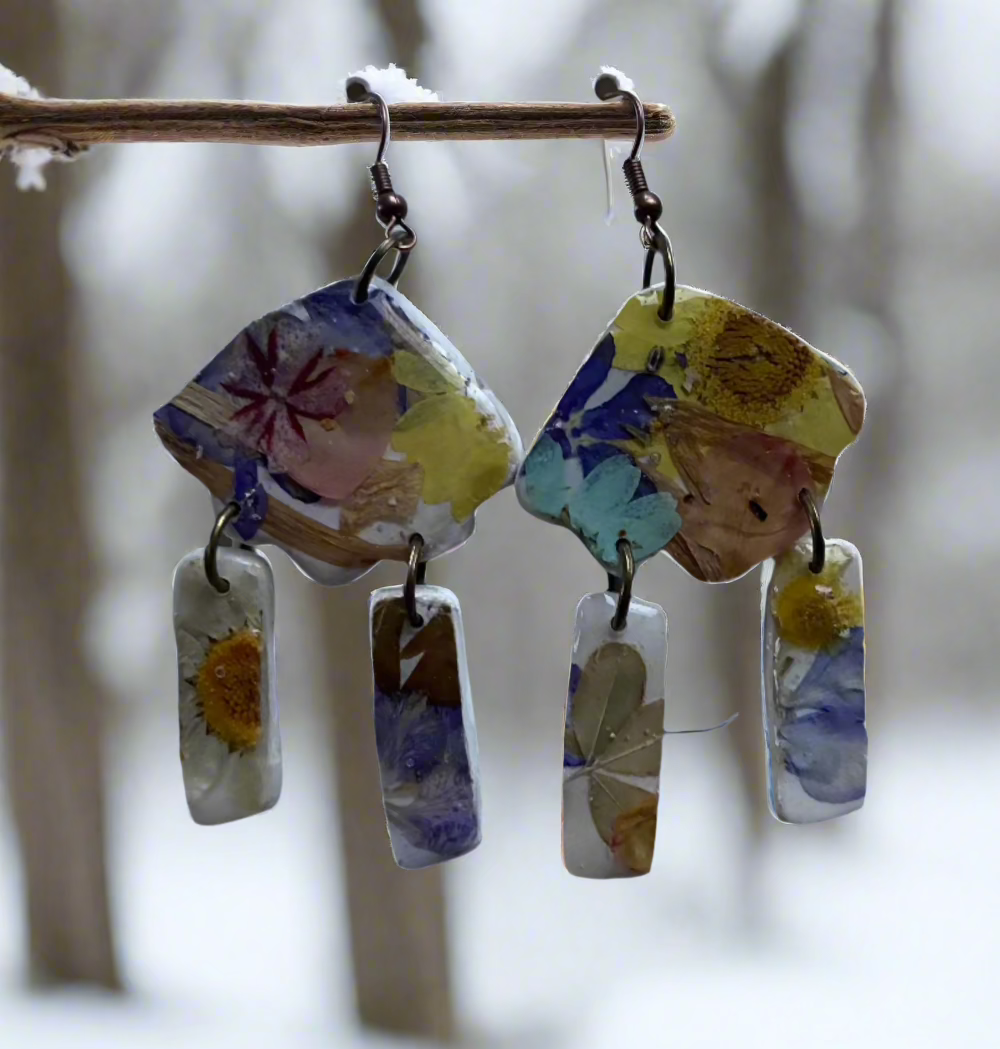 Floral Fringe Flower #043W25 White Pink Blue Brown Yellow Multi Color Brass Dangle